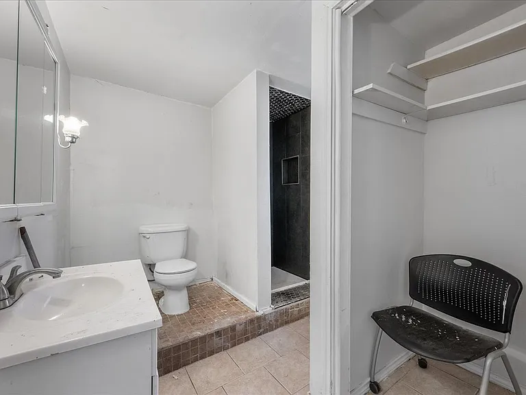 1409 Clifford Ave — Photo 15