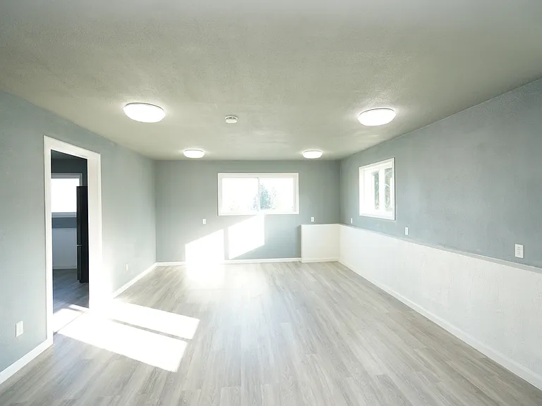 10730 Myers Way S #2 — Photo 3