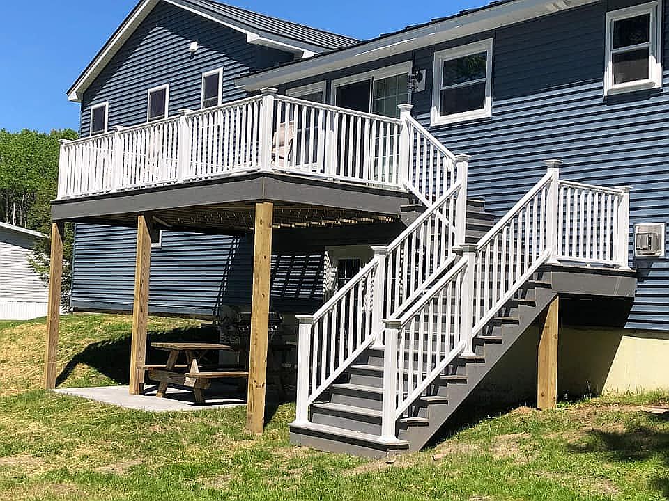 2nd image of 4207 Lewis Rd