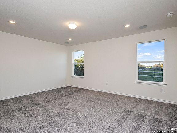 3rd image of 4845 PARK GLEN