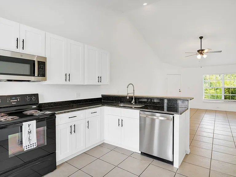 3651 N Goldenrod Rd #B203 — Photo 4