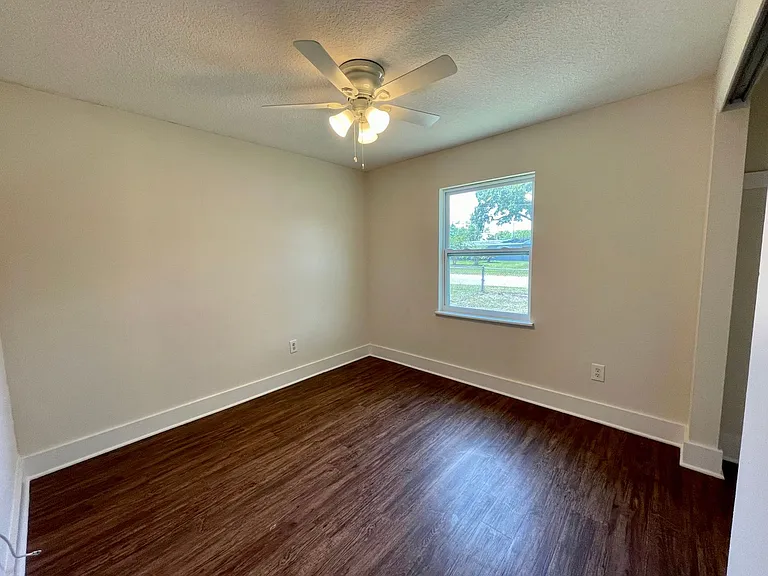 10867 Bahia Dr — Photo 14