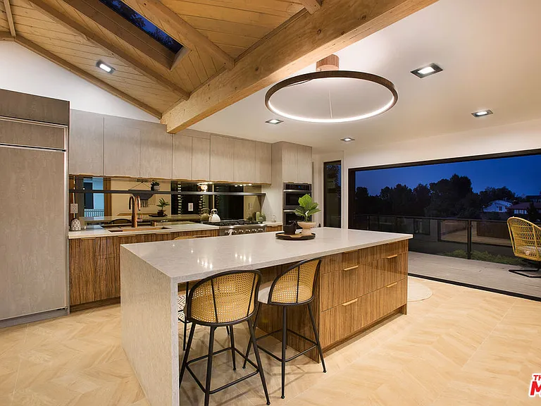 5102 Escobedo Dr — Photo 15