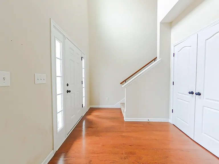 532 Capstone Way — Photo 4