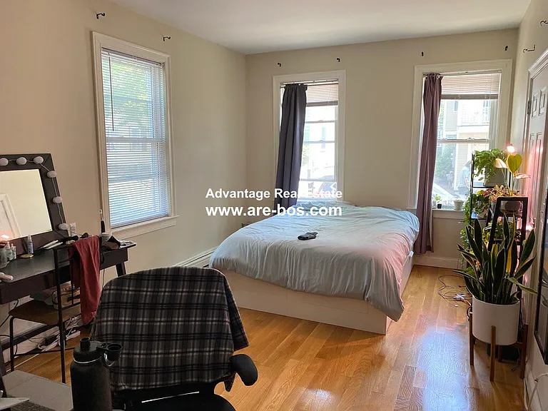 49 Union St #1 — Photo 17