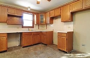 4th image of 209 Clifton Dr