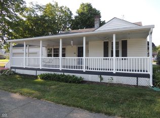 223 W 9th St, Lapel, IN