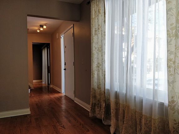 4th image of 7315 Winthrop Way Unit 10