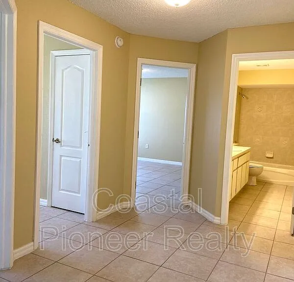 5156 Florentine Ct — Photo 14