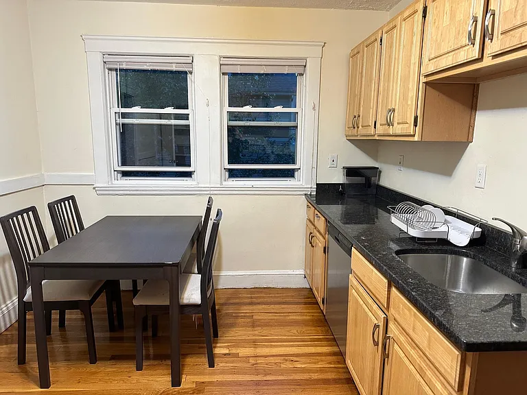 11 Segel St #3 — Photo 6