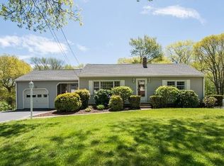 53 New Boston Rd, Dudley, MA 01571