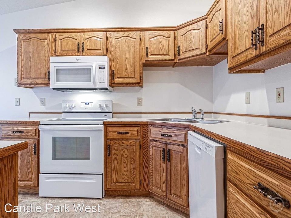 2nd image of 1744 35th St S #H