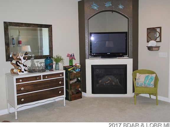 5th image of 144 Majestic Point Unit 3F