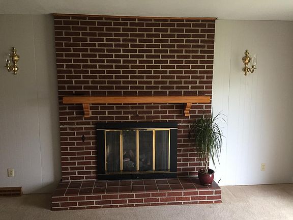 Living Room Gas Fireplace