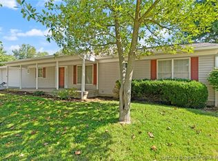 33 Wildwood Road, Jeffersonville, IN 47130