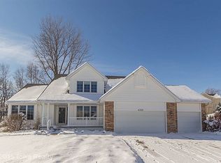 6300 Stanmore Ct, Johnston, IA 50131
