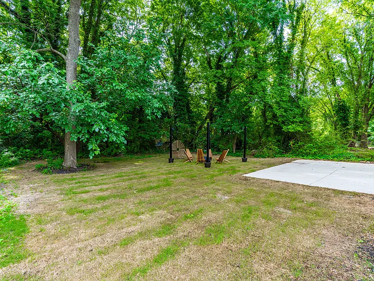 1213 S Person St — Photo 61