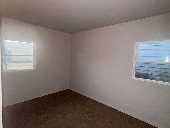5th image of 3519 Euclid Ave