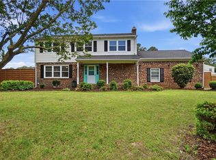 3501 Kings Lake Dr, Virginia Beach, VA 23452