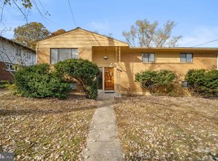 1010 Downs Dr, Silver Spring, MD 20904