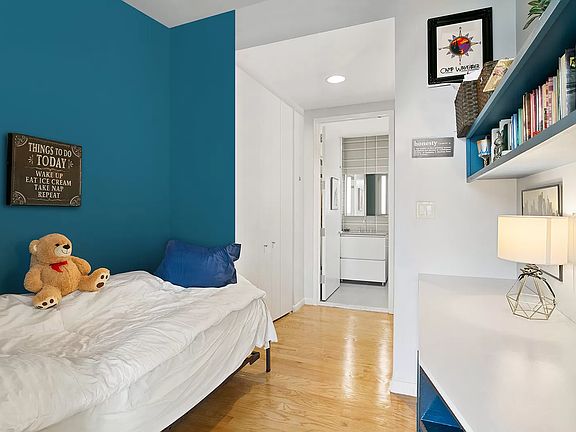 4th image of 48-21 5th St #5G