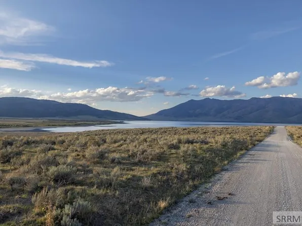 3721 Fisher Pointe Dr, Island Park, ID 83429