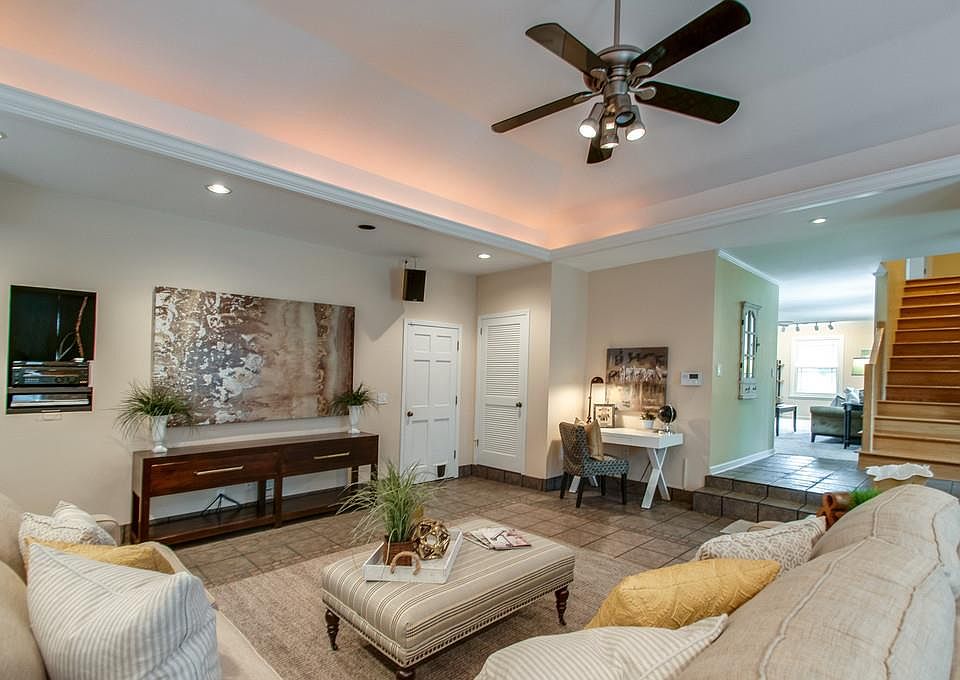 1st image of 6560 Brownlee Dr