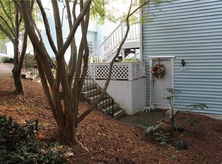 402 Glenleaf Dr #402, Norcross, GA 30092