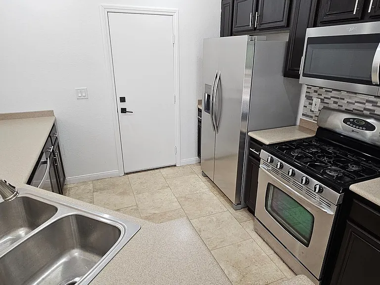 545 Playa Linda Pl — Photo 8