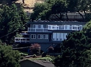 2947 Sherwood Dr, San Carlos, CA 94070