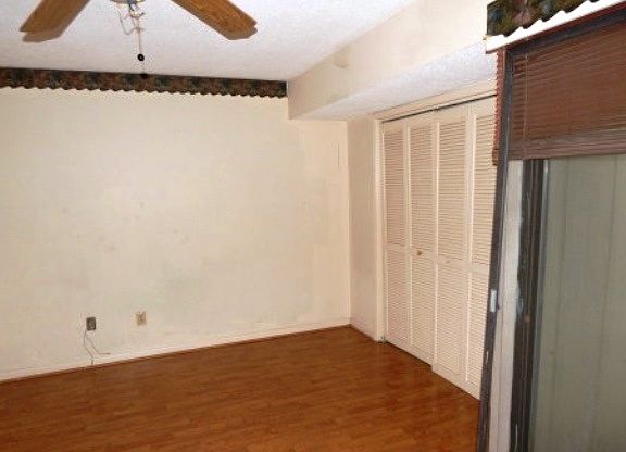 5th image of 4100 Five Oaks Dr #55