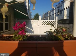 936 Tree St, Philadelphia, PA 19148