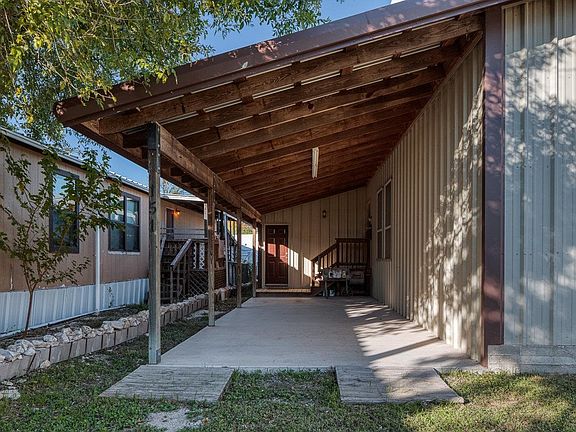 11490 E Highway 90, Del Rio, TX 78840 | MLS #204981 | Zillow