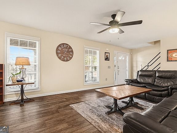 4th image of 174 Ridge Brooke Ln