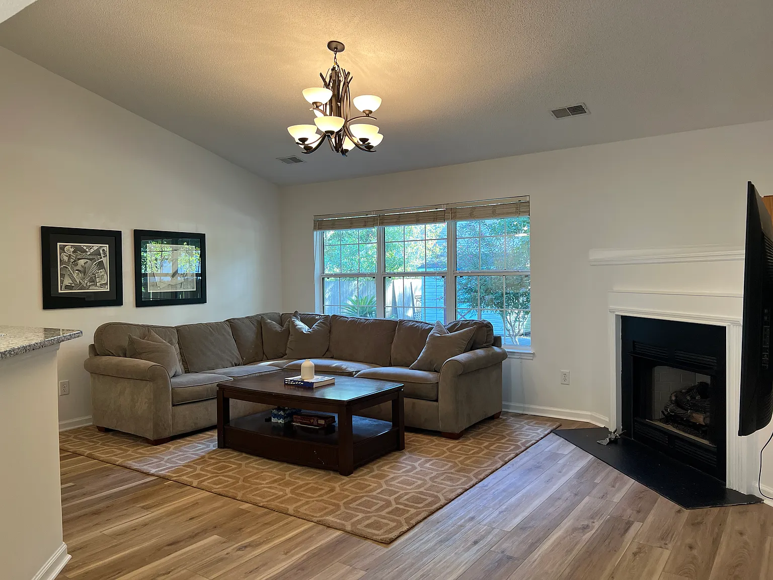 4 bed, 1628 sqft, $900 — Photo 3