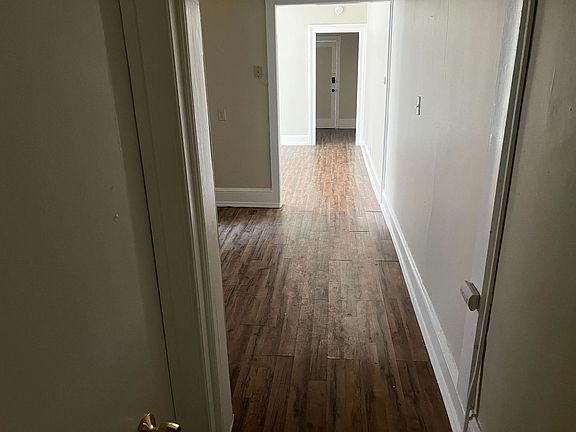 4th image of 771 Madison Ave #1E