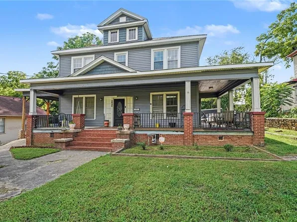 2842 N Patterson Ave, Winston Salem, NC 27105
