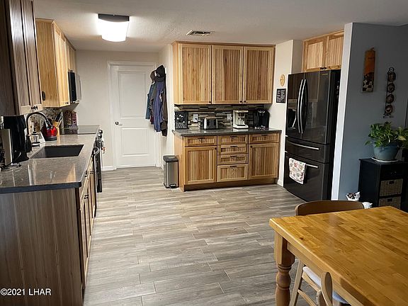 5th image of 1865 Rainbow Ave S