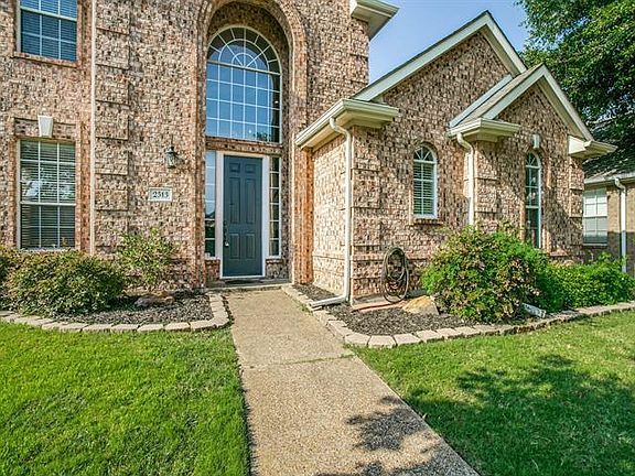 3rd image of 2513 Vail Dr