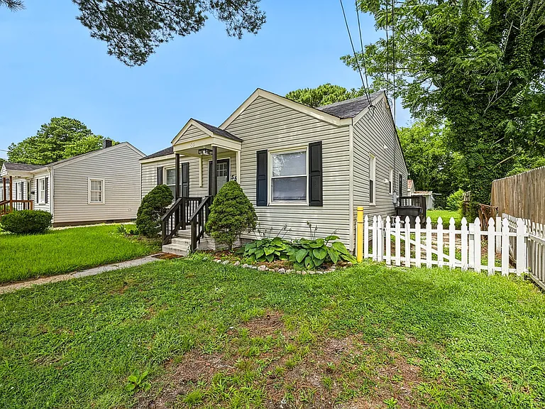 55 Greeneland Blvd — Photo 25