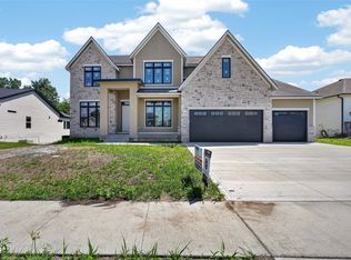 930 Harrington Way, Waukee, IA 50263