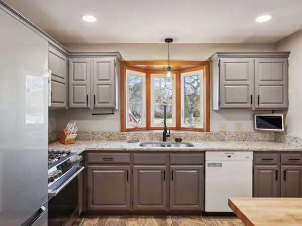 5237 Welcome Ave N, Crystal, MN 55429