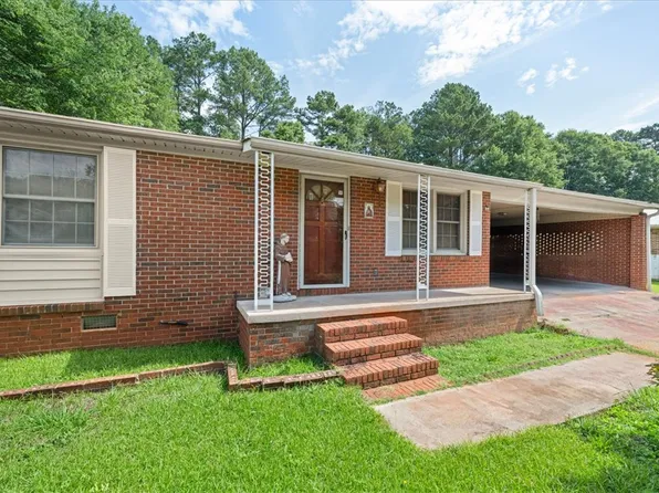 958 Avondale Dr, Seneca, SC 29672