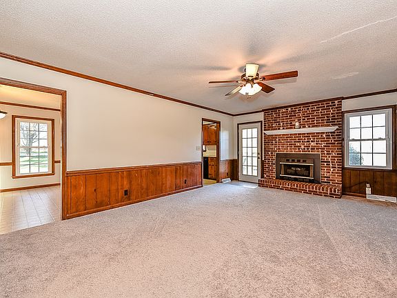 5th image of 4744 Westwind Dr