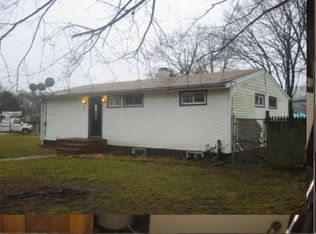 264 Oakland Ave, Central Islip, NY 11722