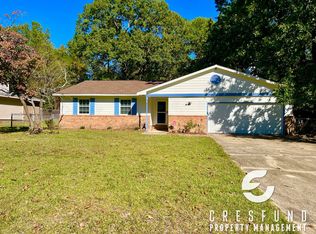 7027 Calamar Dr, Fayetteville, NC 28314