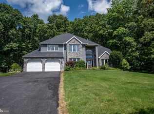 405 Houtz Ln, Port Matilda, PA 16870