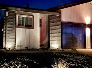 1123 Clinton Rd, Sacramento, CA 95825