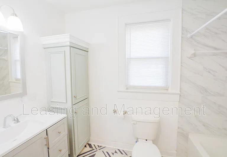 2041 Groveland Ave — Photo 14
