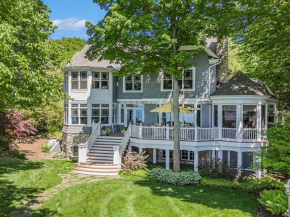 3rd image of 6059 Lakeshore Dr